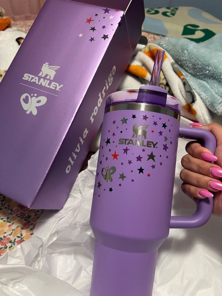 VASO STANLEY 100% ORIGINAL – EDICIÓN LIMITADA OLIVIA RODRIGO